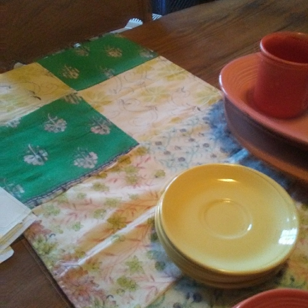 Sundance Multi-Pattern Table Runner - Picture 2 of 4